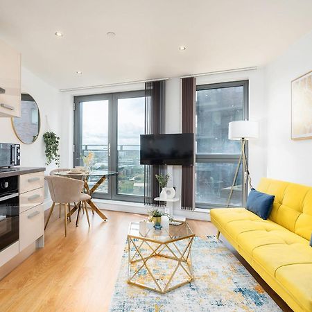 Exclusive Apartment - City Centre - Free Parking -Wifi Netflix- Juliet Balcony 利兹 外观 照片